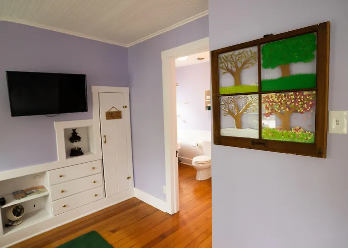 Garden Grove Inn Bed And Breakfast
